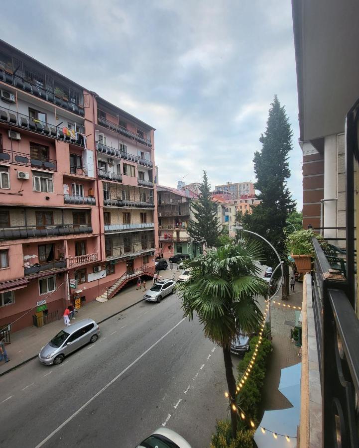Hotel Elio Batumi Exterior photo