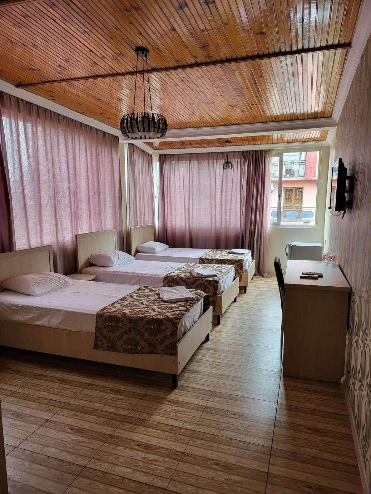 Hotel Elio Batumi Exterior photo