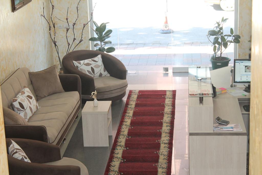 Hotel Elio Batumi Exterior photo